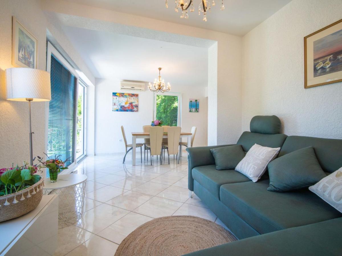 Holiday Home Vesna By Interhome Njivice Exteriér fotografie